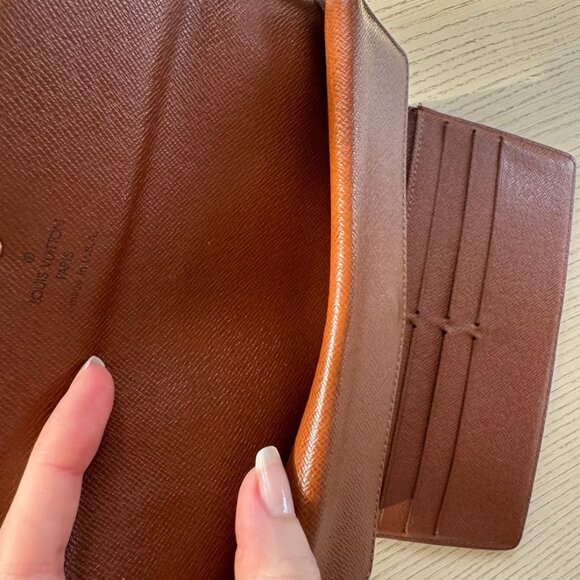 Louis Vuitton Monogram Sarah Wallet — Vintage - Picture 11 of 11